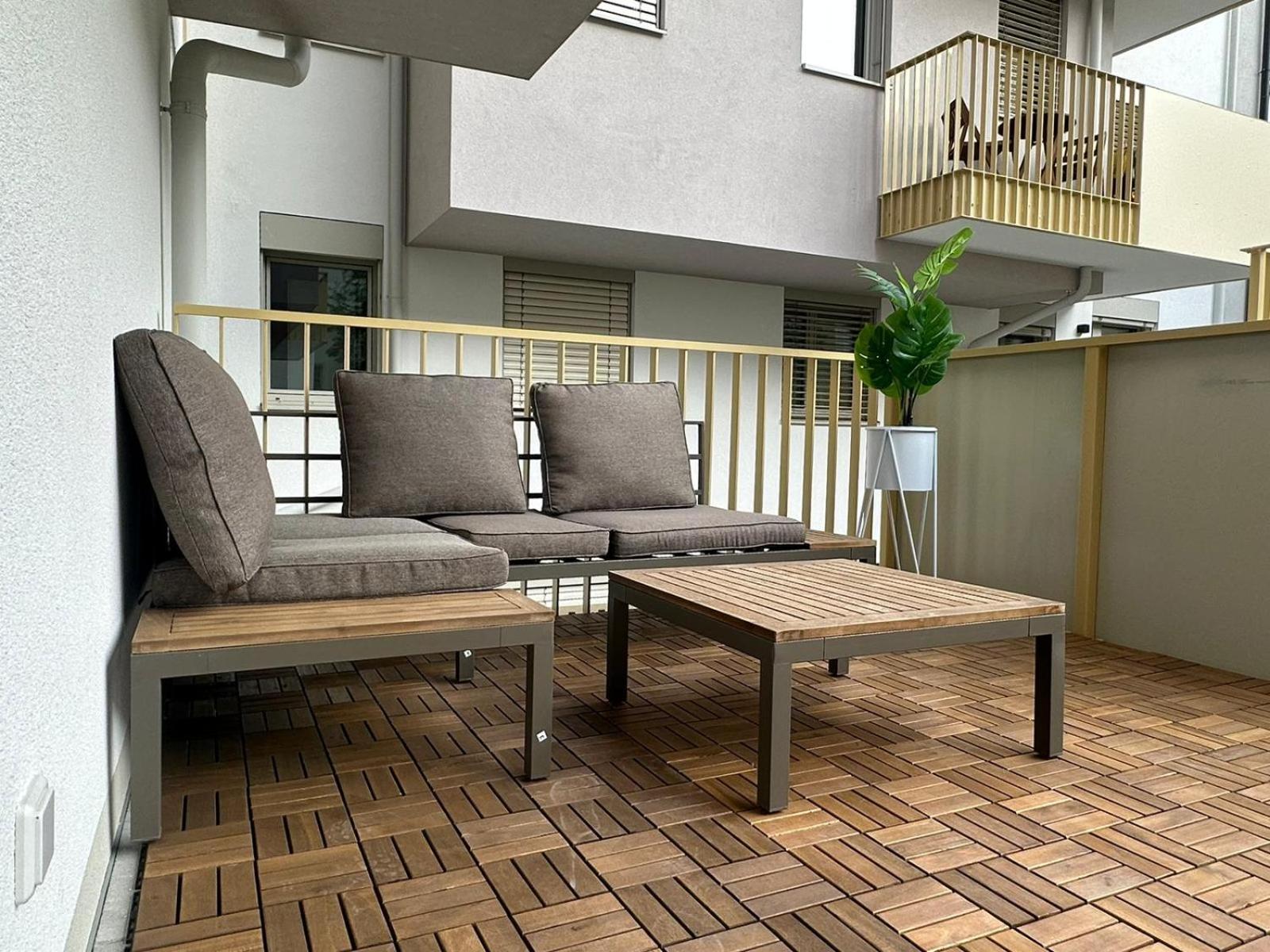Modern Apartment I Parking I Виена Екстериор снимка