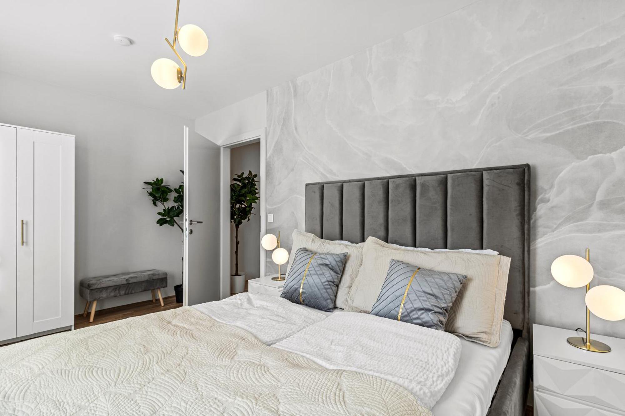 Modern Apartment I Parking I Виена Екстериор снимка