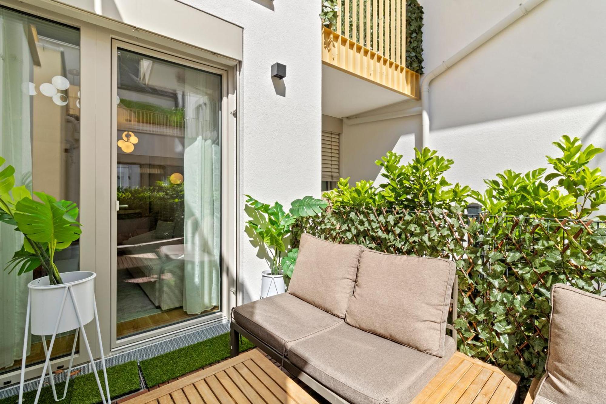 Modern Apartment I Parking I Виена Екстериор снимка