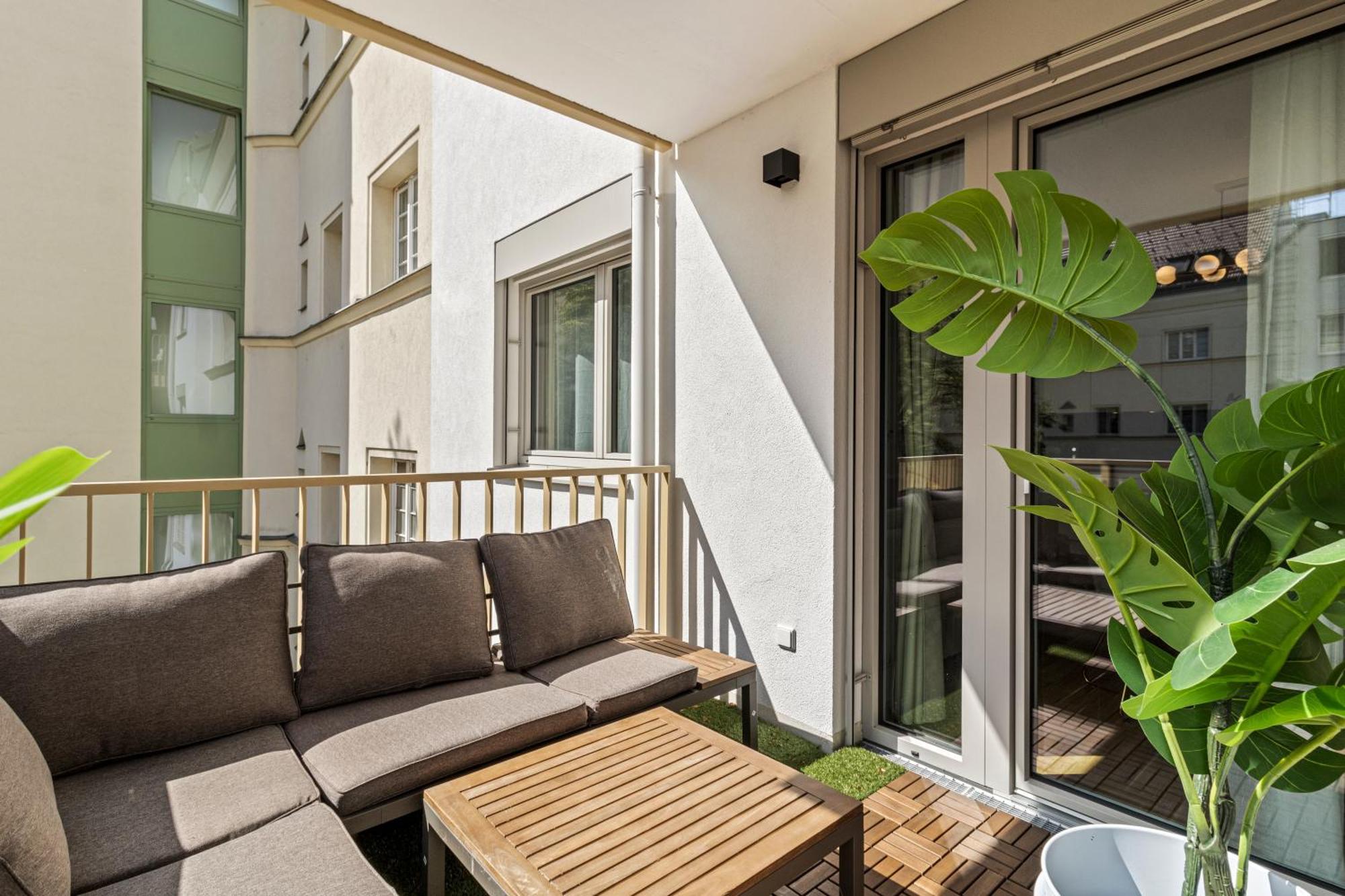 Modern Apartment I Parking I Виена Екстериор снимка