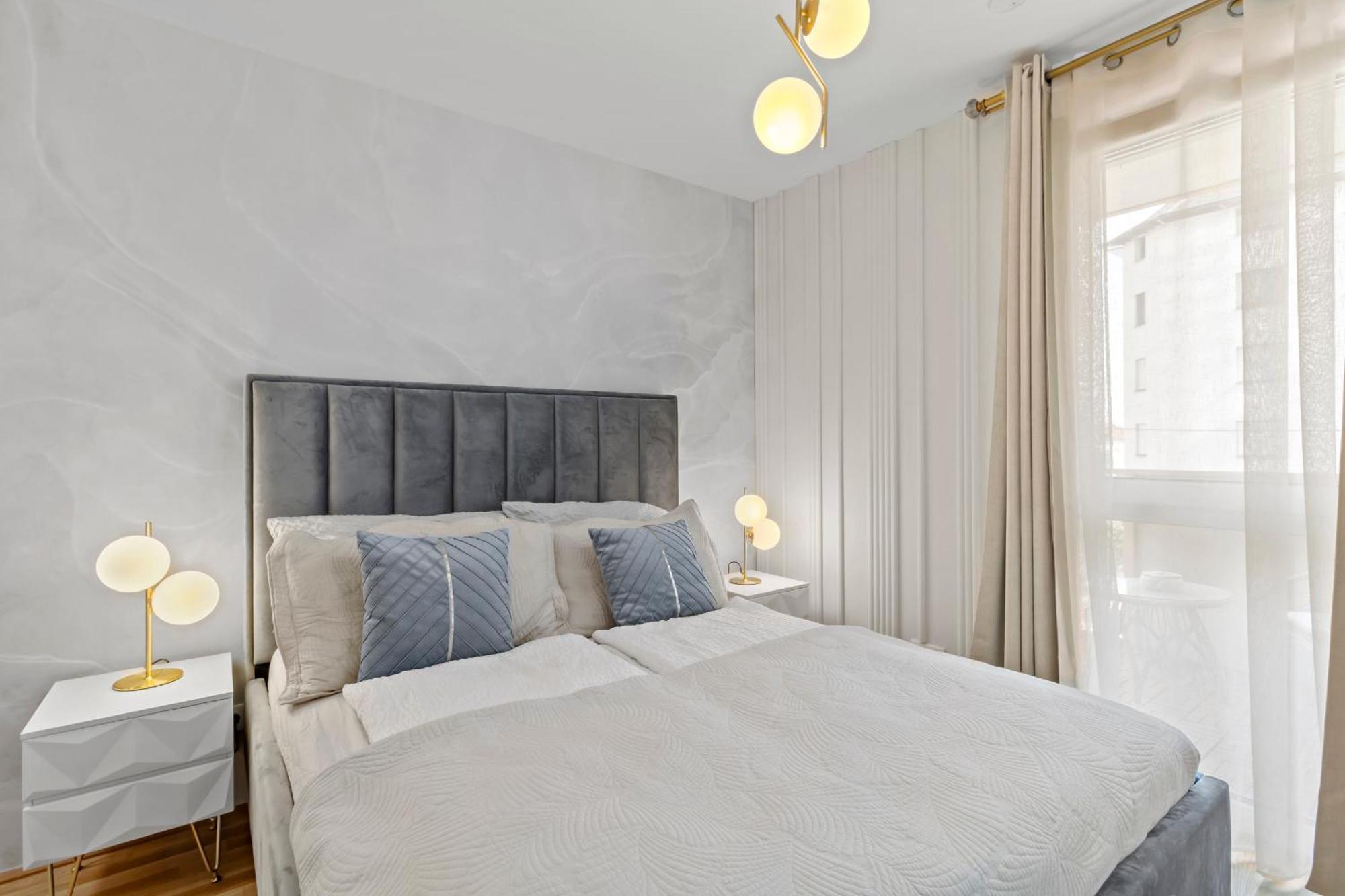 Modern Apartment I Parking I Виена Екстериор снимка