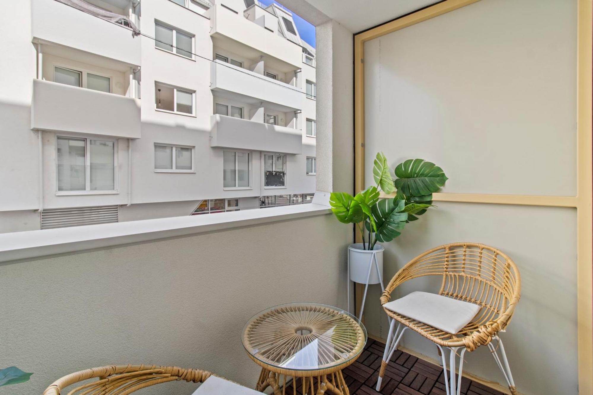 Modern Apartment I Parking I Виена Екстериор снимка