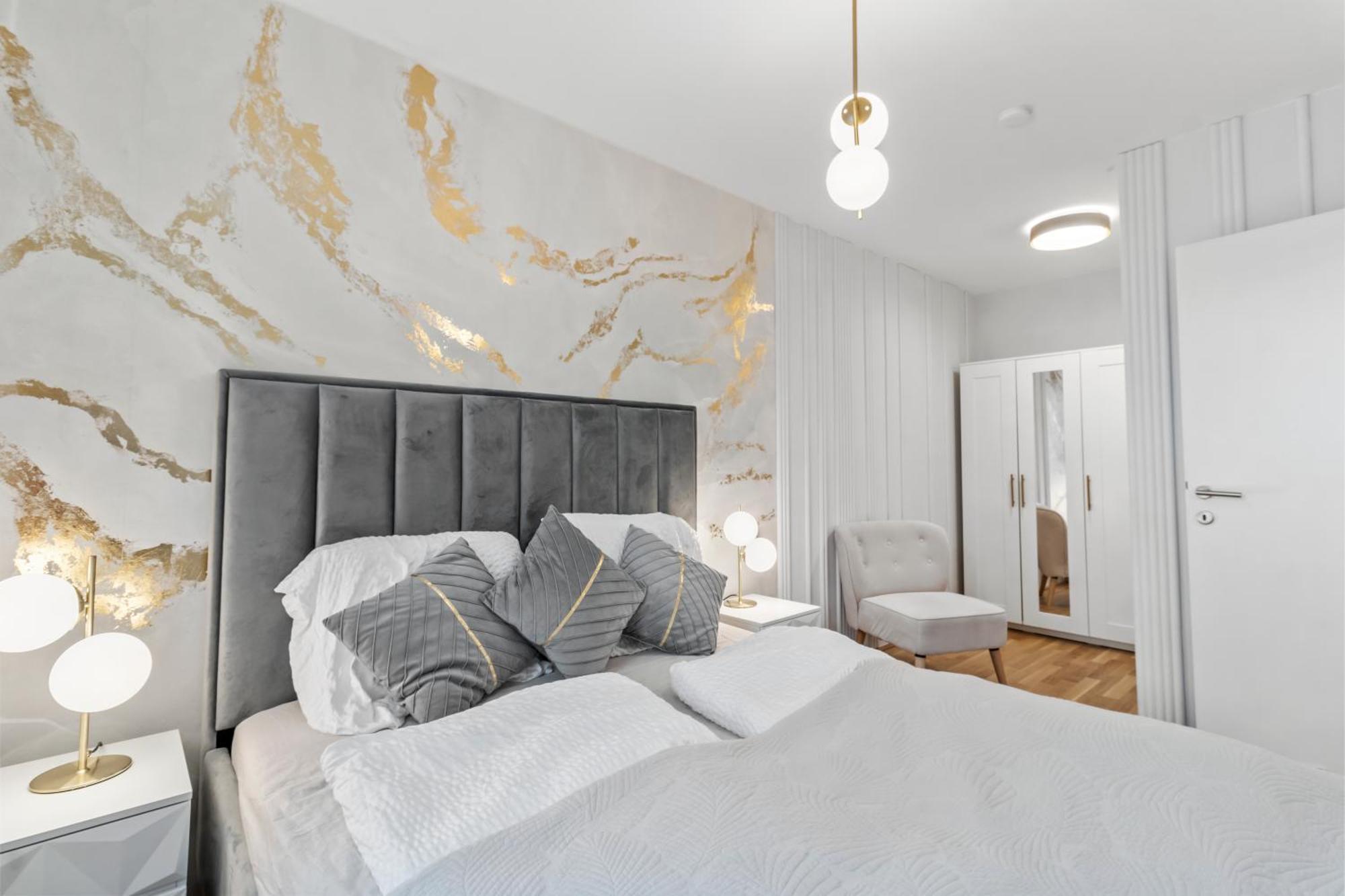 Modern Apartment I Parking I Виена Екстериор снимка
