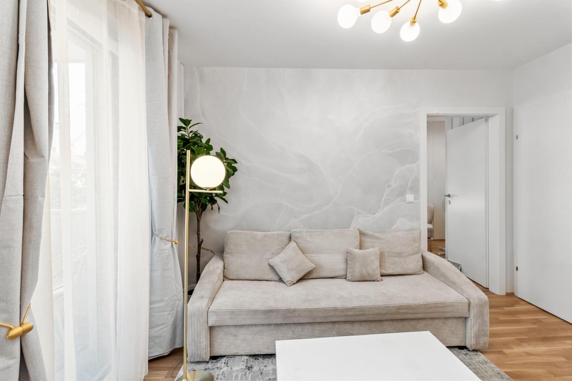 Modern Apartment I Parking I Виена Екстериор снимка