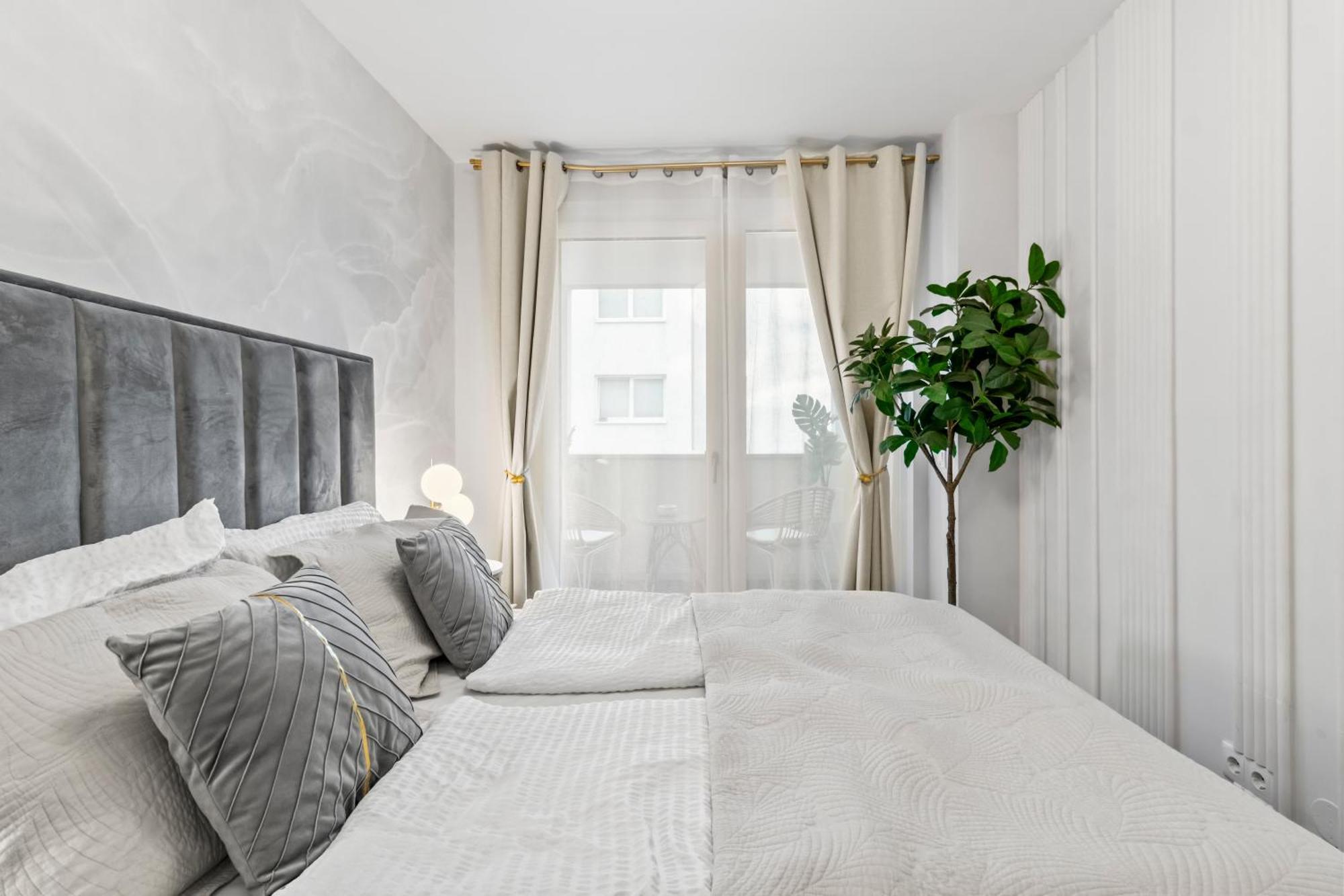 Modern Apartment I Parking I Виена Екстериор снимка